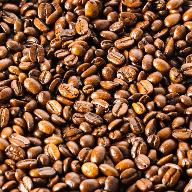KAWA AROMATYZOWANA TRUSKAWKI Z KREMEM.jpg